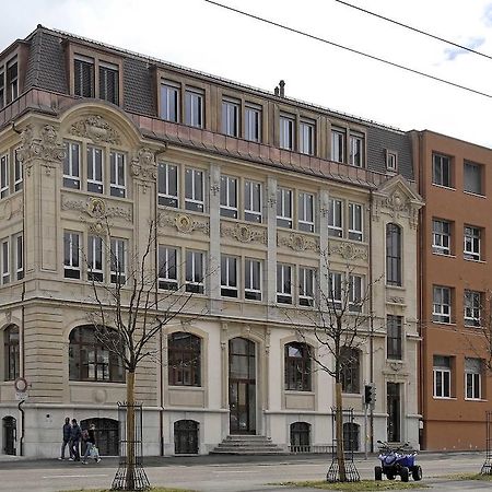 Hebergement Du Pod La Chaux De Fonds Exteriér fotografie