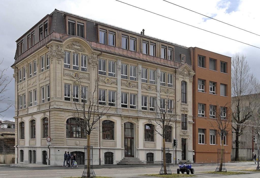 Hebergement Du Pod La Chaux De Fonds Exteriér fotografie